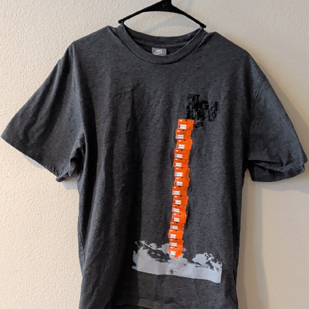 Nike Dark Gray T-Shirt with Orange Graphic